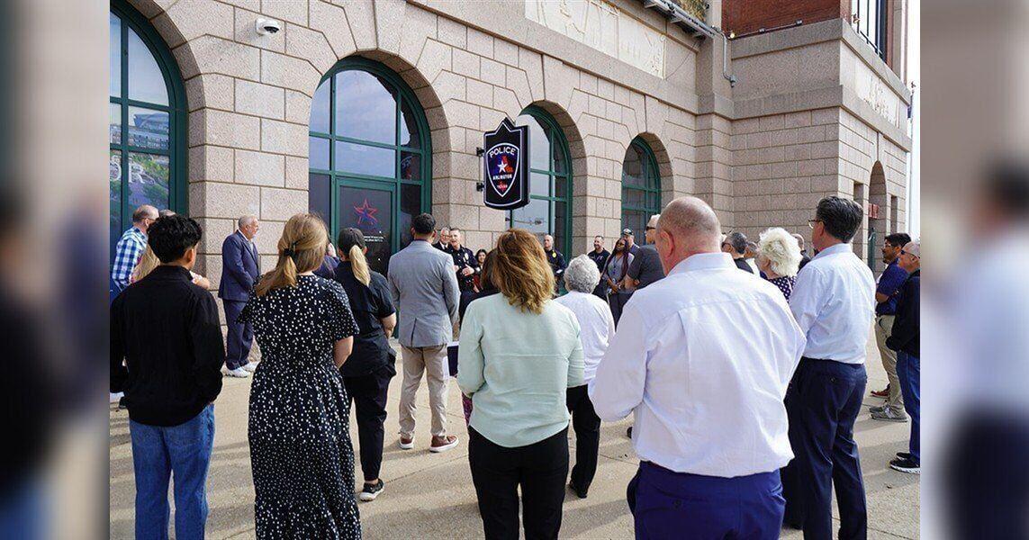 Arlington Police Department opens new storefront in Entertainment District | State News