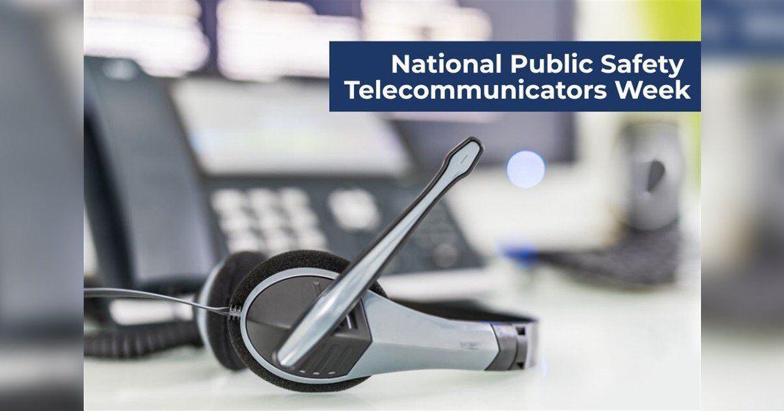 Arlington honors 911 operators and dispatchers during National Public Safety Telecommunicators Week | North Texas