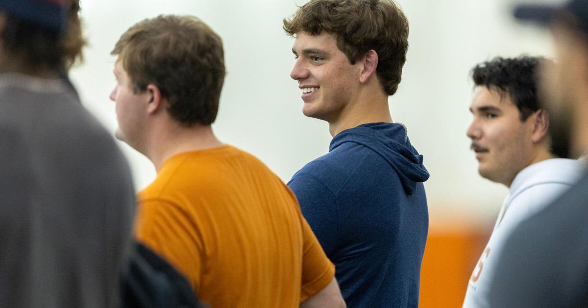Texas QB Arch Manning says he's feeling '100 percent' after foot surgery | Football