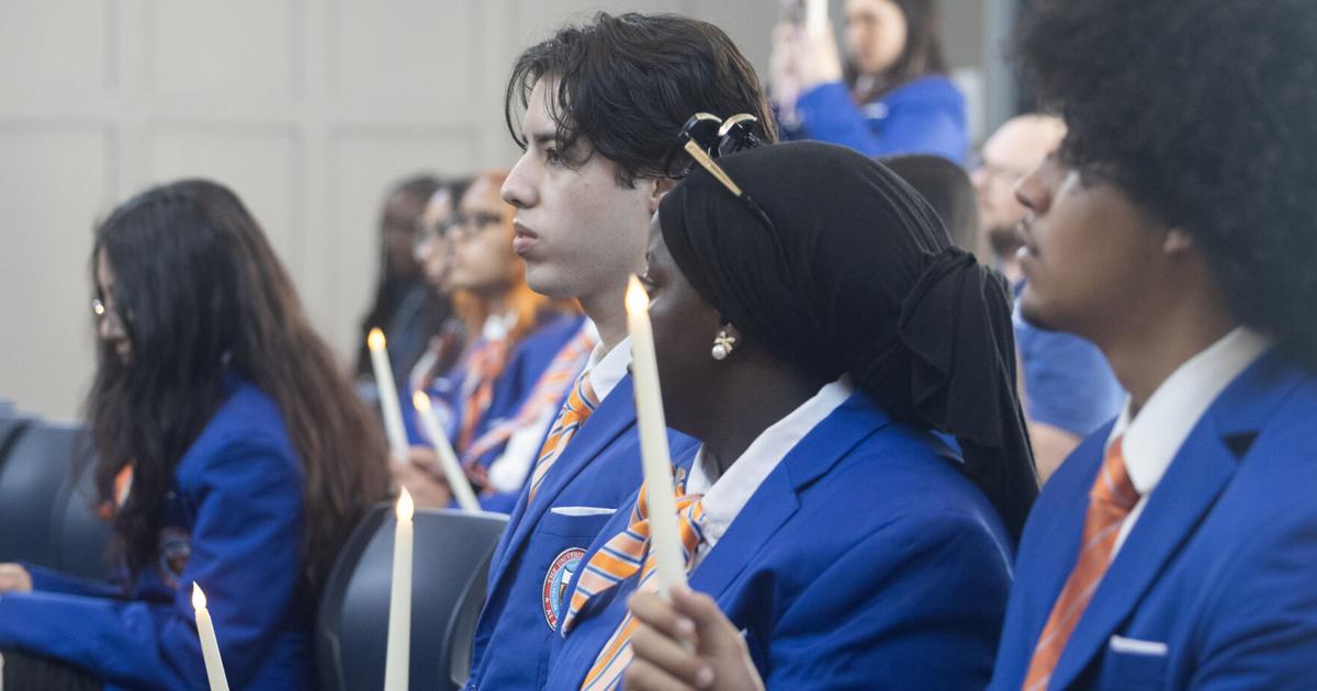 UTA's A Fallen Maverick allows community to honor students, faculty and staff who have died | News