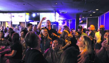 Find escape on mic at Parkway Tavern | Traveling Soldier