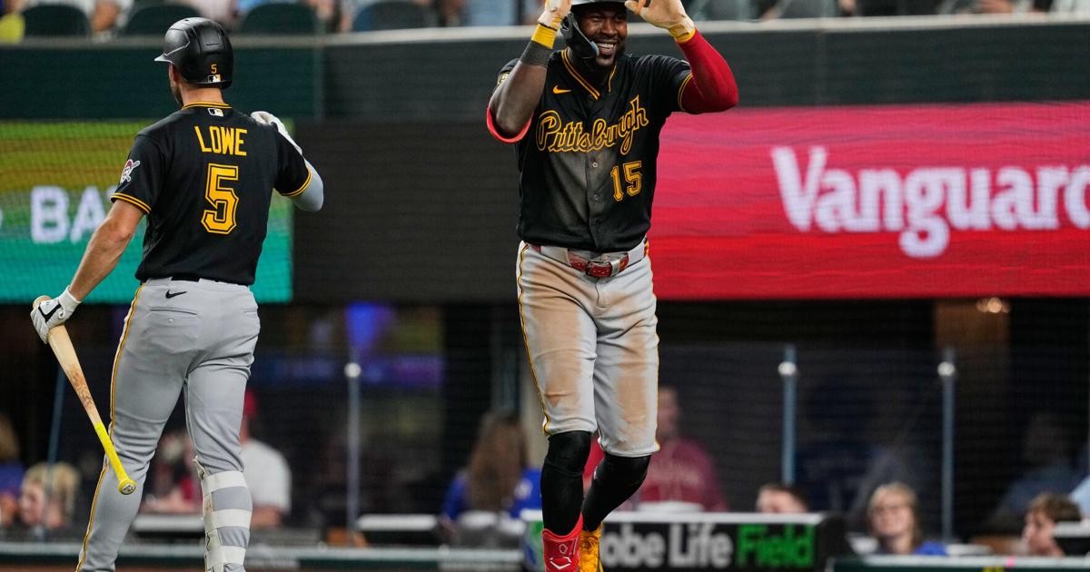Cruz missile strikes top of rightr-field foul pole at 116.9 mph, hardest hit ball this season | National Sports