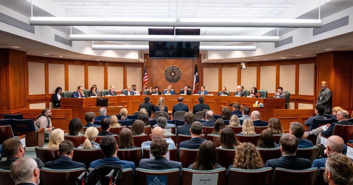 Camp Mystic owners apologize for deadly flood plan failures and push to reopen over Texas lawmakers’ objections | U.S. News