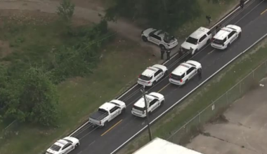 Harris County officials search for fugitive in Channelview