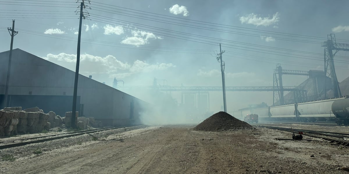 LFR on scene of structure fire at cotton compress