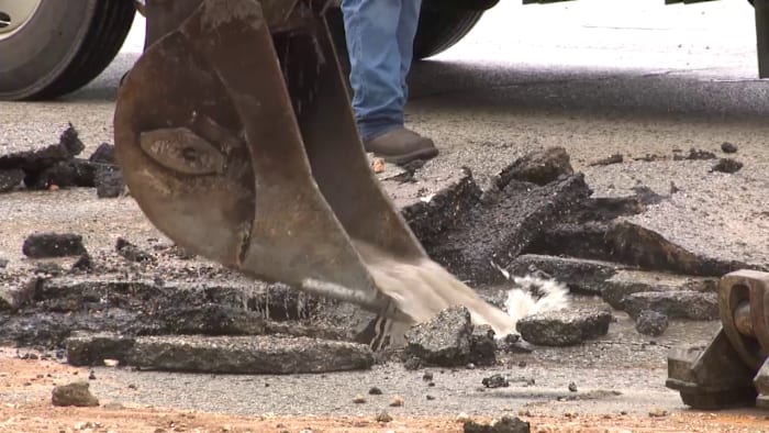 SAWS ‘unsure’ how long water main break repairs will take near Frost Bank Center