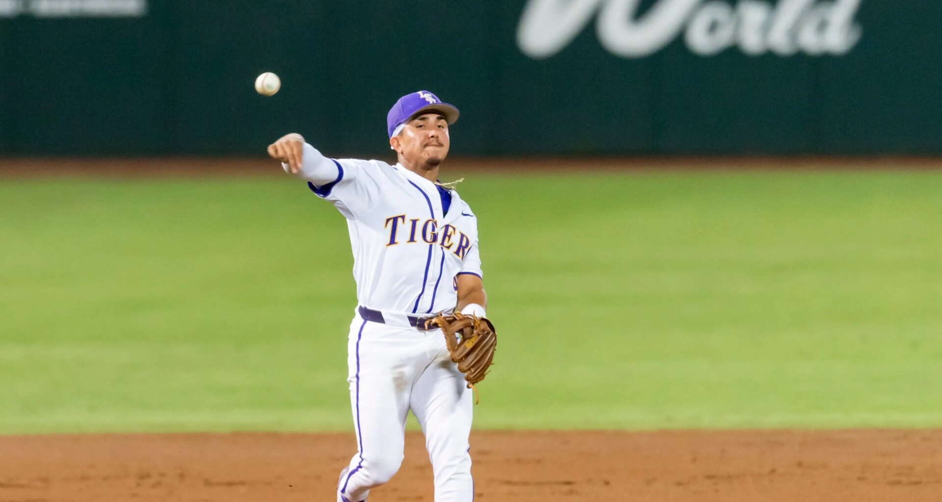 LSU baseball vs Texas A&M game today, live updates, score, highlights