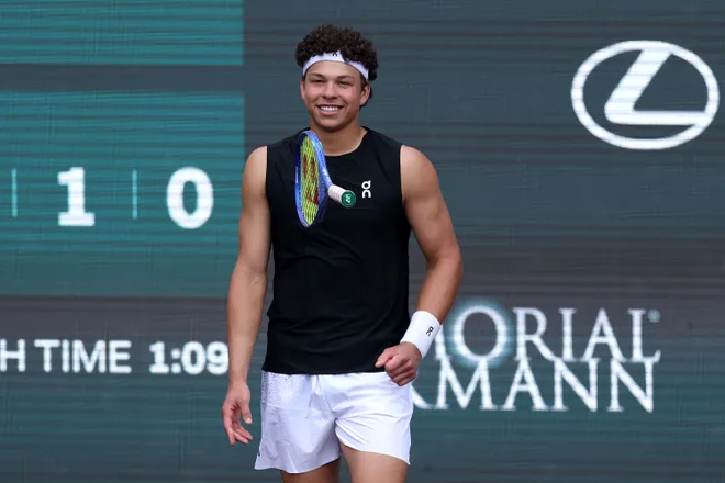 HOUSTON, TEXAS - MARCH 31: Ben Shelton of the United States reacts after a point against Marcelo Demoliner of Brazil and Robert Galloway of the United States while playing with Andrés Andrade of Equador in the Men's Doubles Quarterfinals on Day 2 of the Fayez Sarofim & Co. U.S. Men's Clay Court Championship at River Oaks Country Club on March 31, 2026 in Houston, Texas. (Photo by Kenneth Richmond/Getty Images)