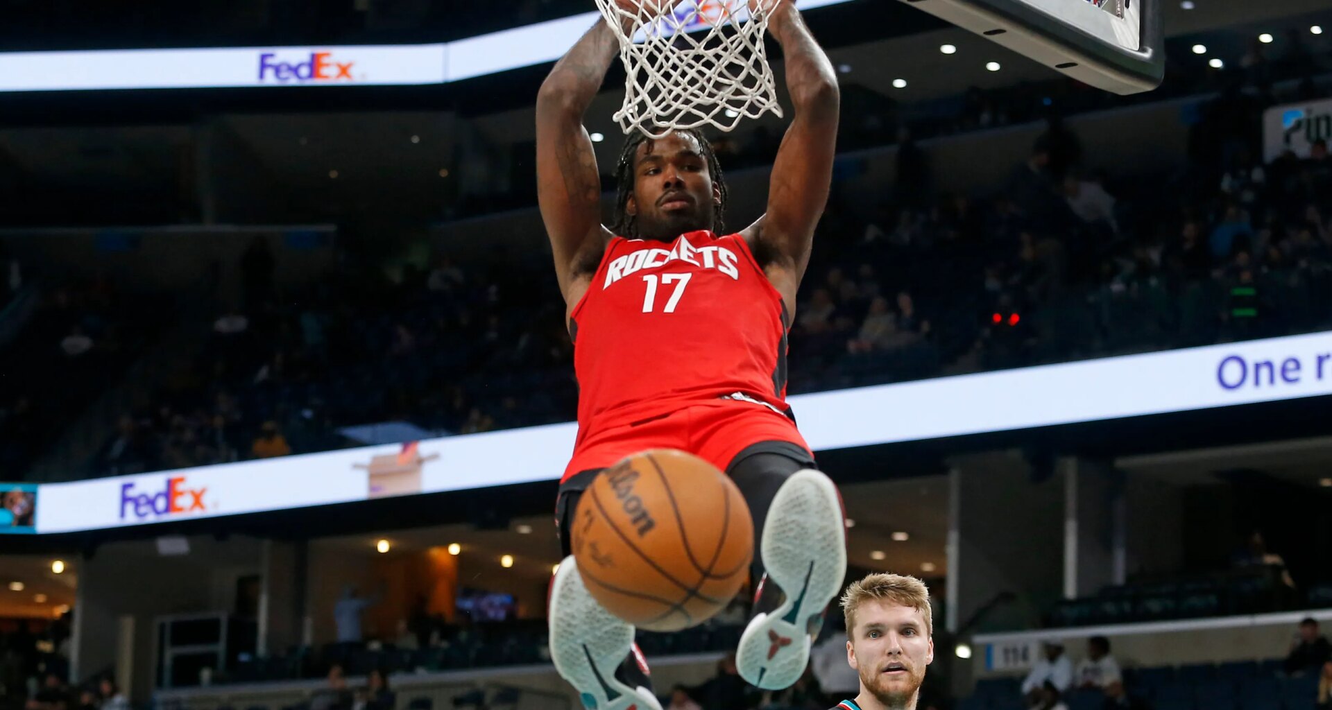 Stream, lineups, injury reports, broadcast (4/12)