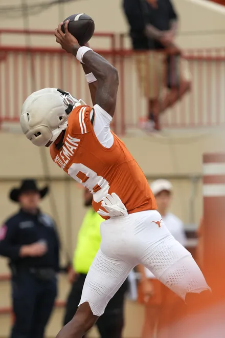AUSTIN, TEXAS - APRIL 18: Cam Coleman #8 of the Texas Longhorns catches a pass during the Texas Spring Football Game at Darrell K Royal-Texas Memorial Stadium on April 18, 2026 in Austin, Texas. (Photo by Scott Wachter/Getty Images for ONIT)