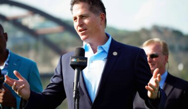 Michael Dell becomes UT Austin's first billion-dollar donor