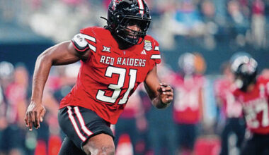 Charlie Batch takes lumps as guest of honor at Mel Blount All-Star Celebrity Roast