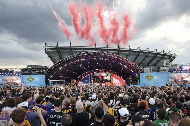 Incredible night for Pittsburgh … until it was the Dallas Cowboys’ turn to pick