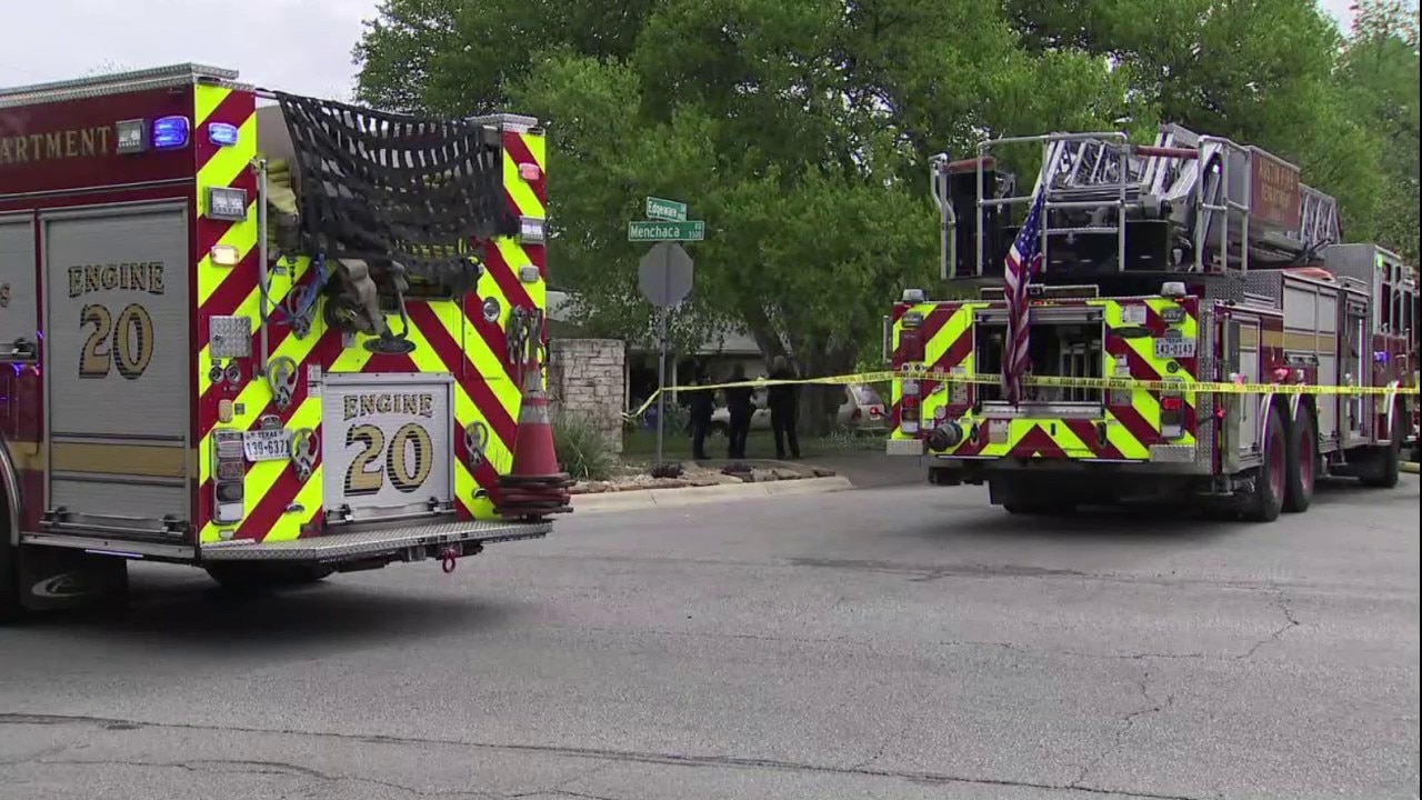AFD, APD respond to house fire in South Austin