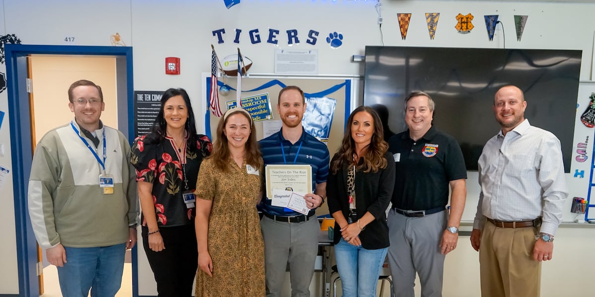 United Supermarkets, Mrs Baird’s honor Lubbock teachers