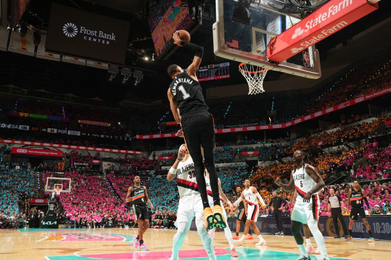 Victor Wembanyama in action.