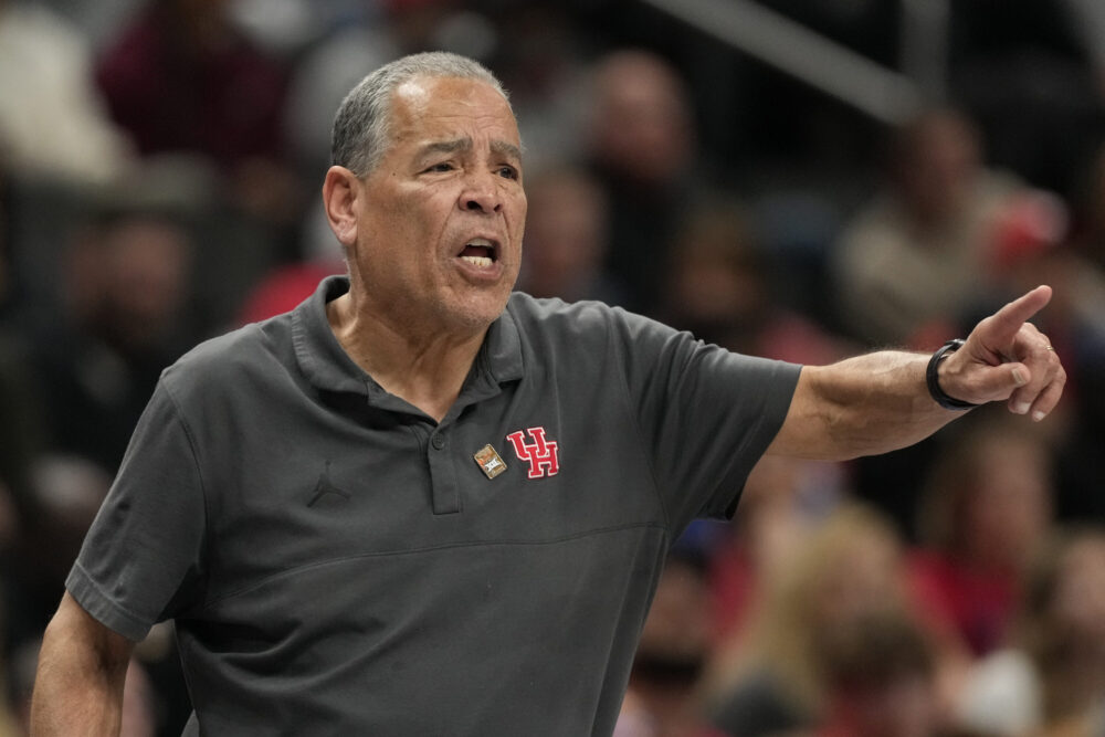 UH Kelvin Sampson