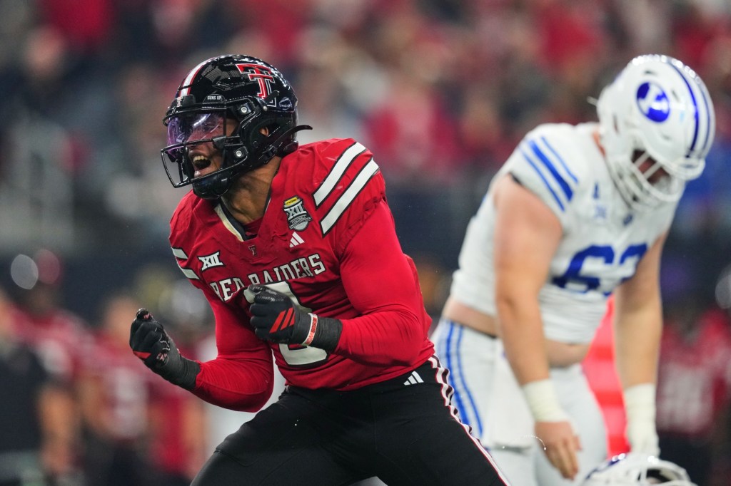 Did NFL Draft add playmakers to Raheem Morris' defense?
