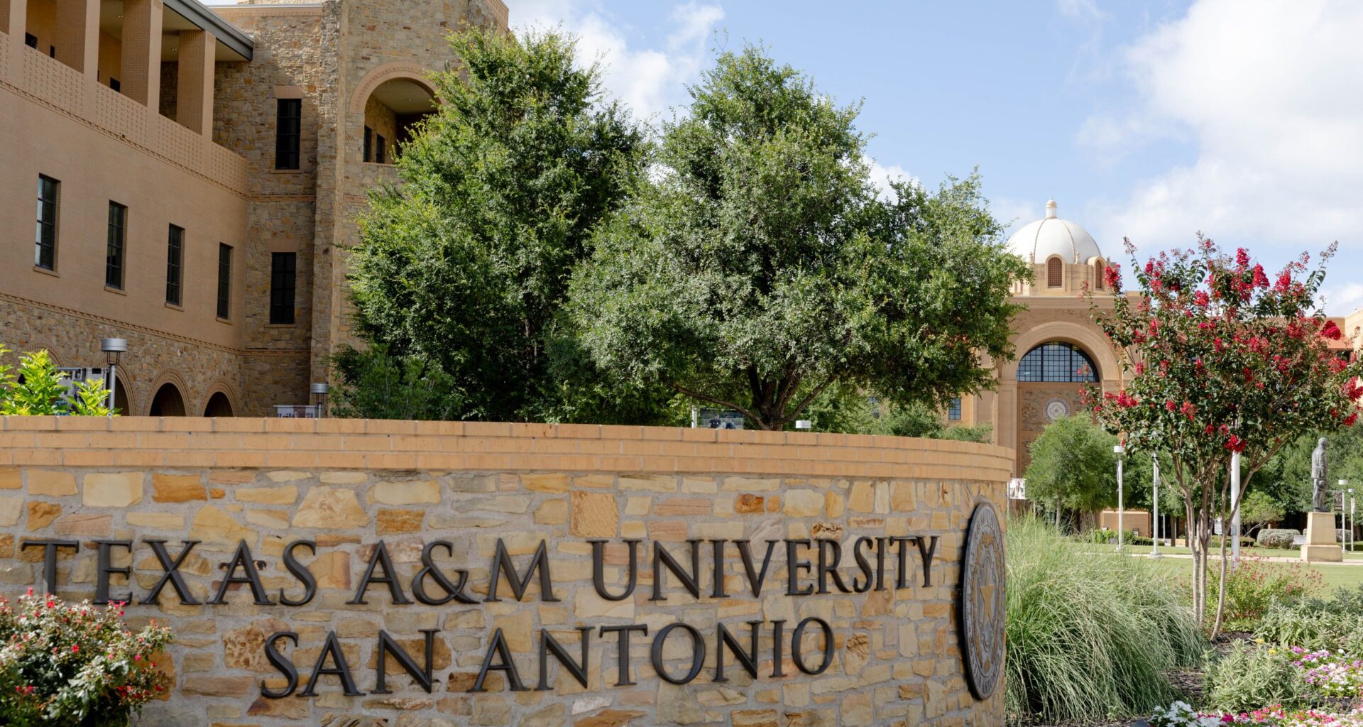 University Health, Texas A&M launch medical training partnership