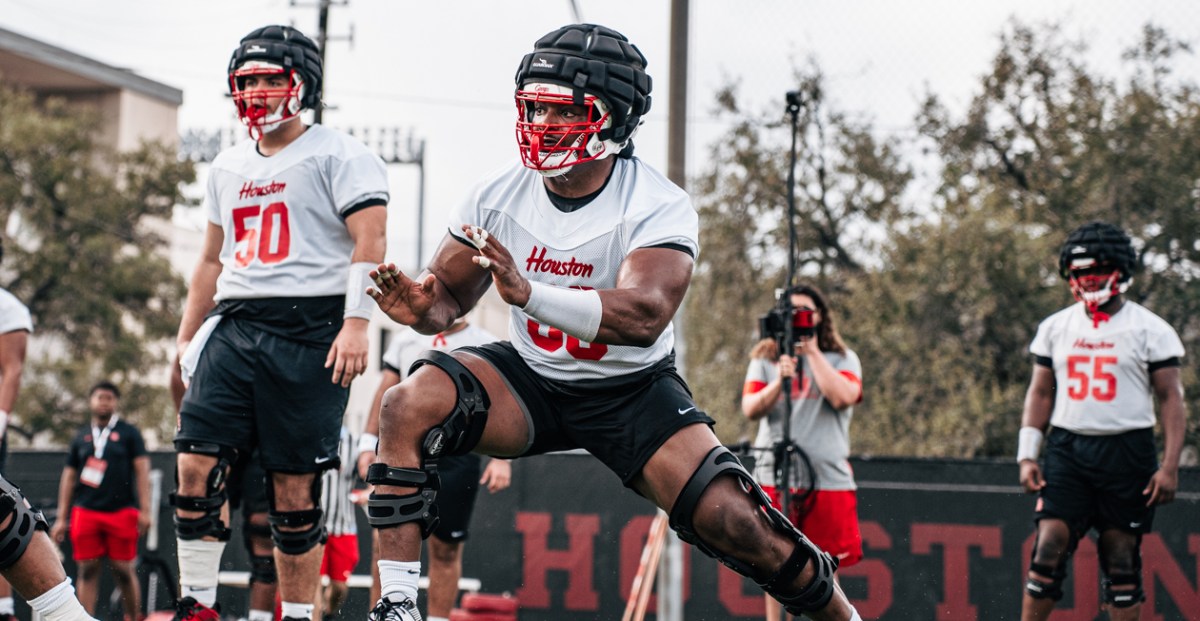 Shadre Hurst eager to paint final chapter at Houston