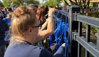 Covenant Children’s hosts annual Blue Ribbon Tying event