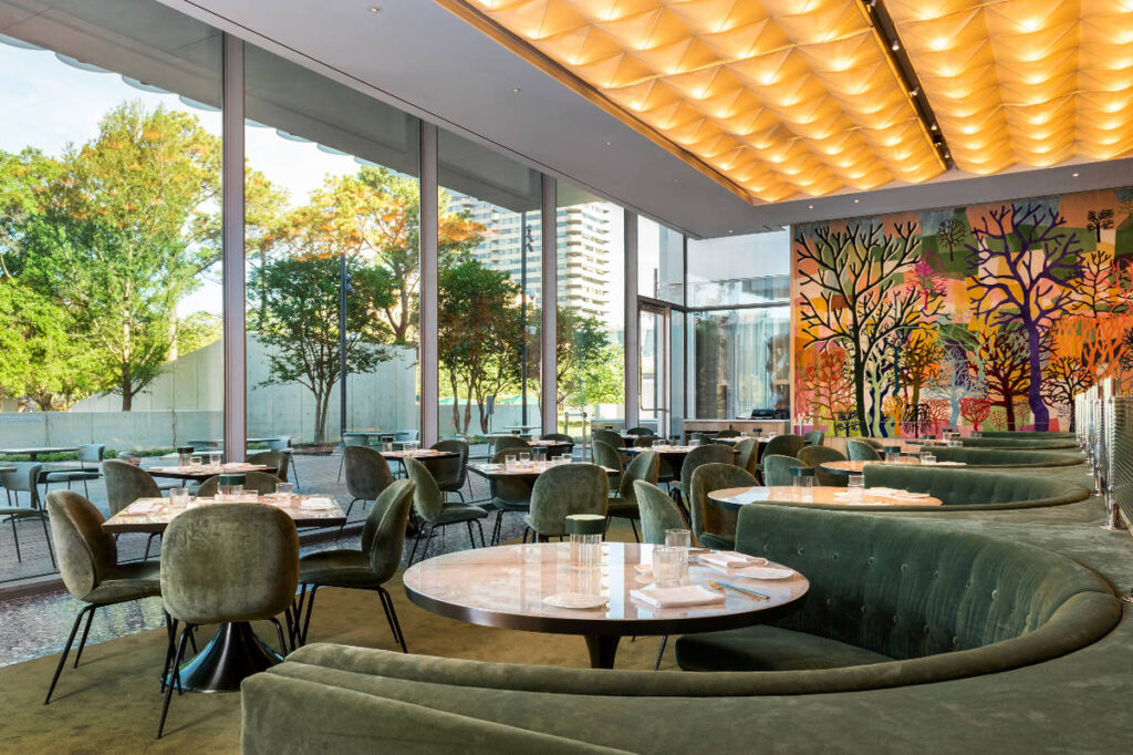 Image shows the interior of Le Jardinier in Houston.