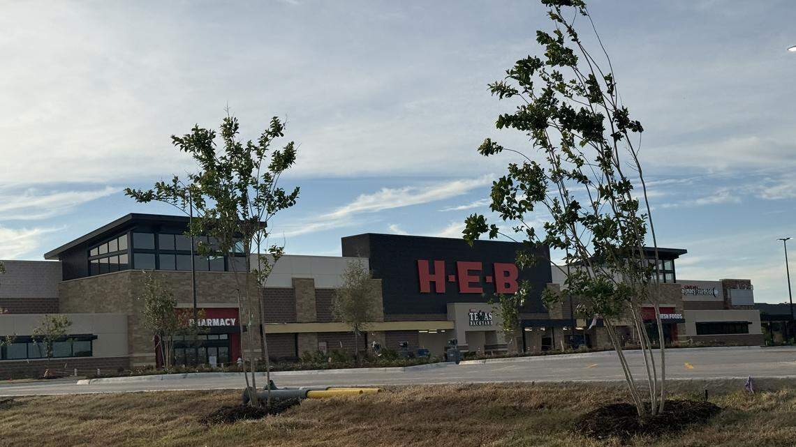 New H-E-B in Euless looks nearly finished. When will it open?