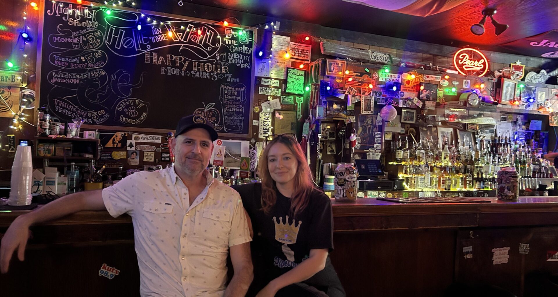 Hole in the Wall Changes Hands  • The Austin Chronicle