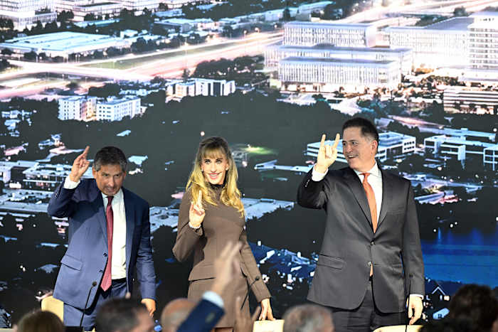 Michael and Susan Dell become UT Austin’s first $1 billion donors