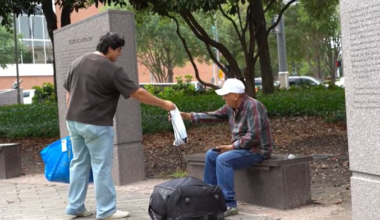 Student-led nonprofit shows what helping Houston’s homeless neighbors looks like