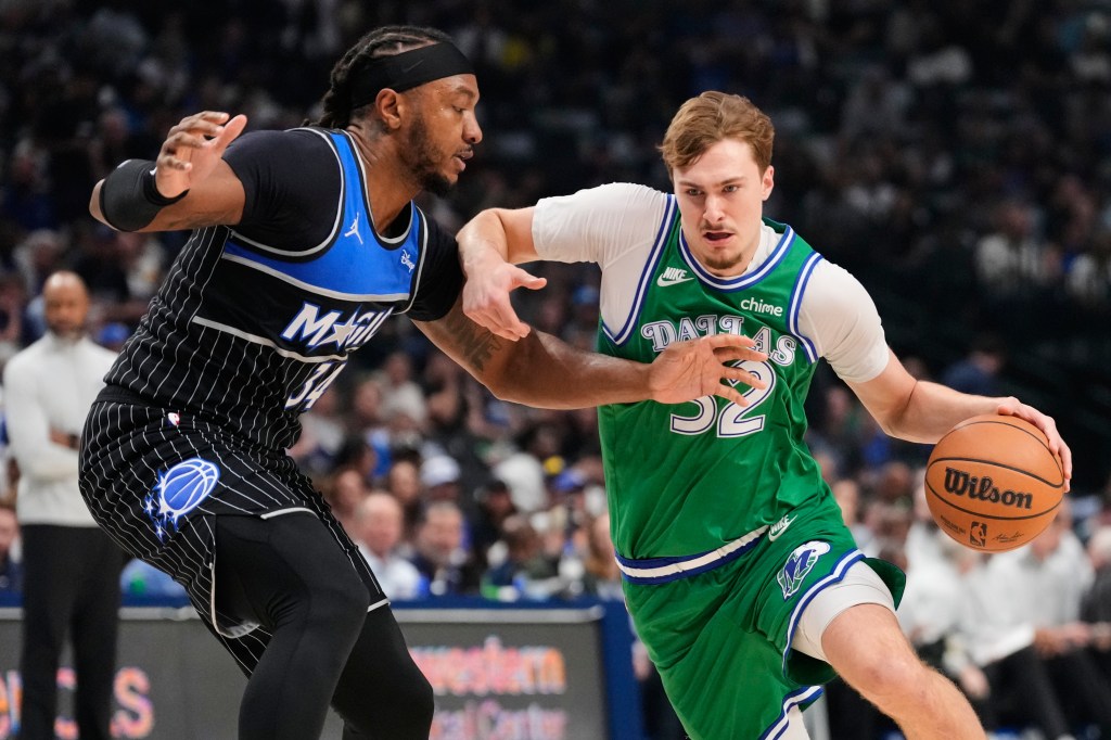 Orlando Magic escape Dallas with win