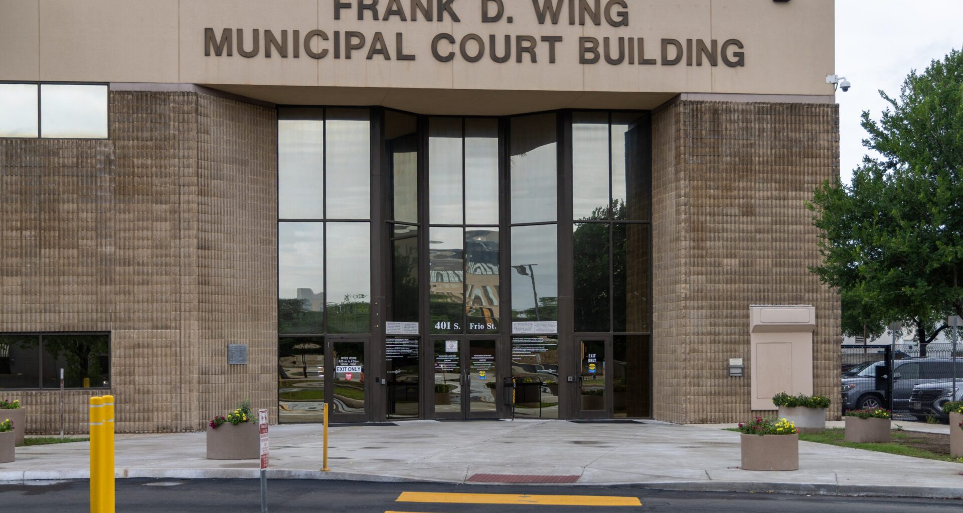 Resident frustration fuels San Antonio's expansion of e-citations