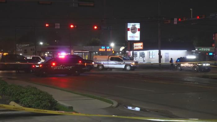 Suspect fatally shot after struggle with HPD sergeant during traffic stop in North Houston