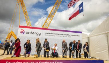 Governor Abbott Celebrates Groundbreaking Of Two New Power Stations In Southeast Texas | Oficina del Gobernador de Texas