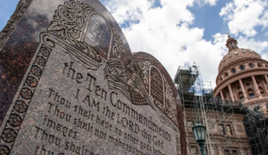 Texas can force schools to post Ten Commandments, federal appeals court rules