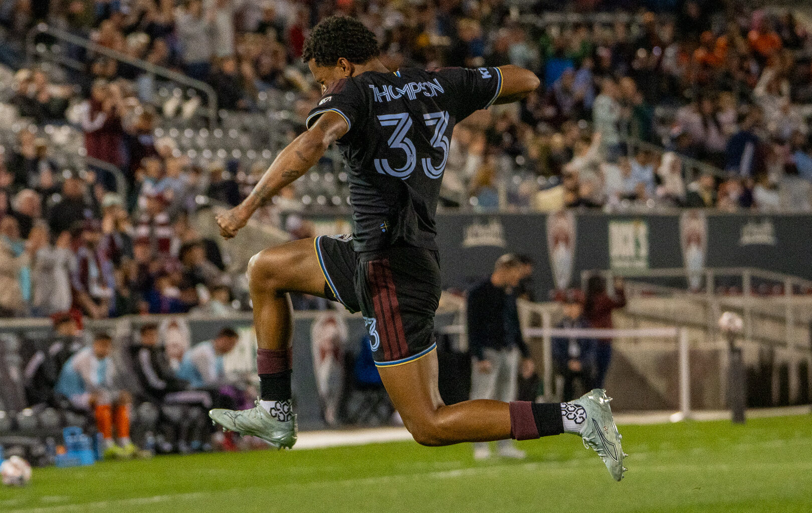 Kosi Thompson Goal celebration