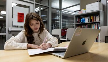 San Antonians increasingly rely on Pell Grants as shortfall looms