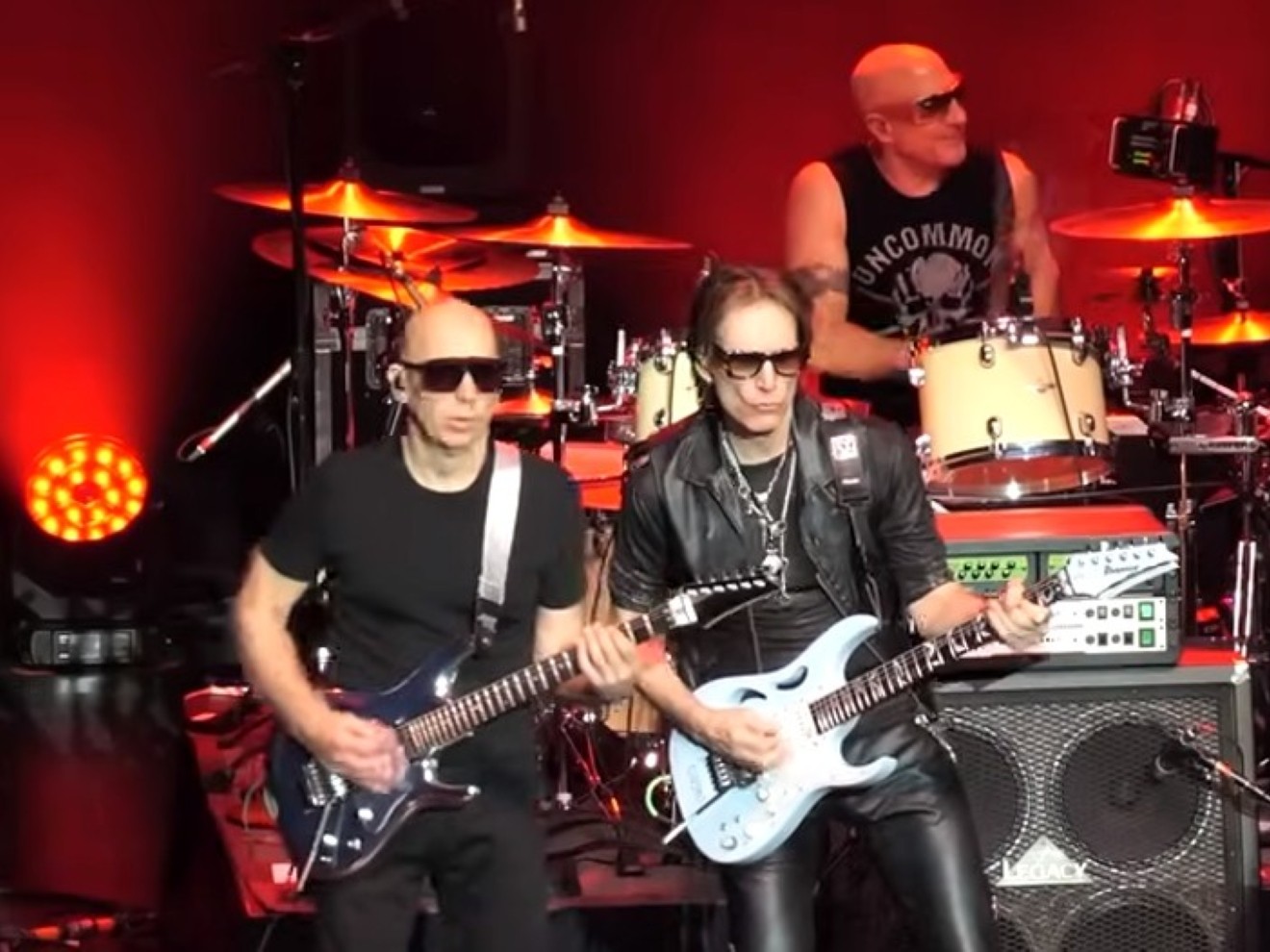 Houston Concert Watch 4/15: SatchVai, Rod Stewart and More