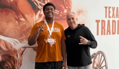 Three-star IOL Keyon Hemphill-Woods commits to Texas