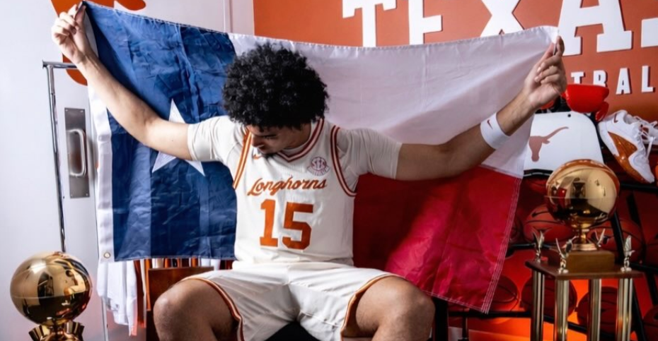 Texas lands big pledge from former TCU F David Punch