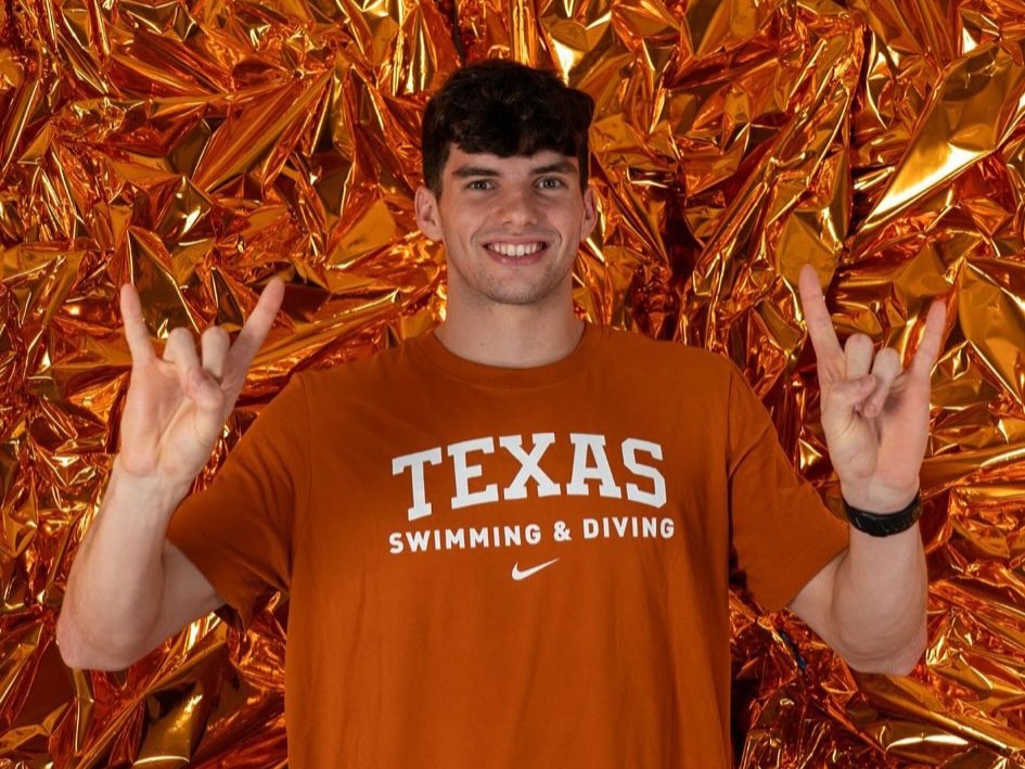 SEC Finalist Evan Bailey Of Texas Enters NCAA Transfer Portal
