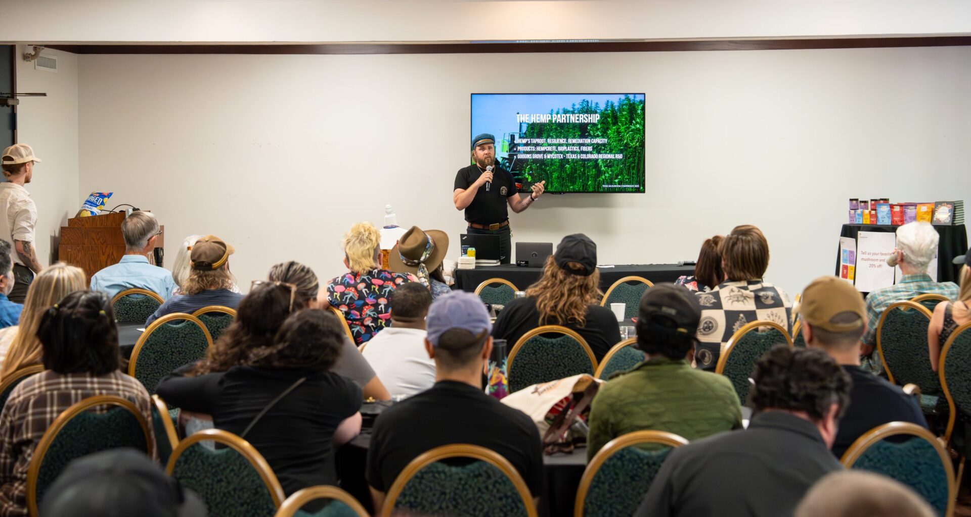 Texas Mushroom Conference Explores Fungal Lessons • The Austin Chronicle