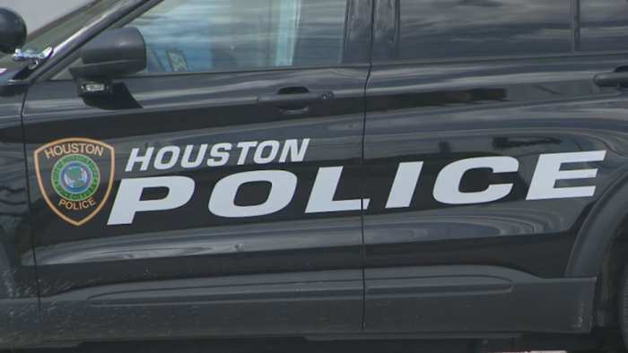 Community groups urge Houston leaders to reverse closure of HPD Community Affairs Division