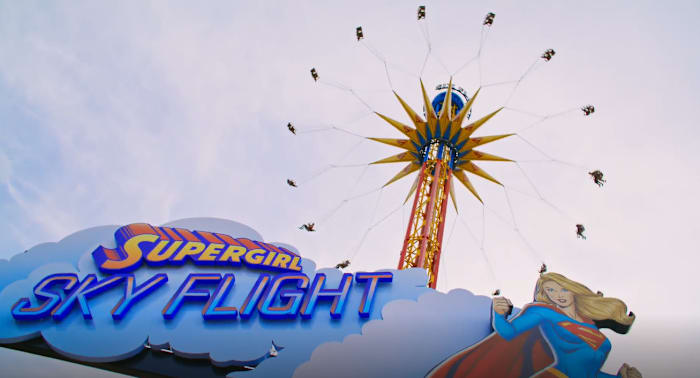 Fiesta Texas visitors were hanging 200 feet in air on stalled Six Flags San Antonio ride