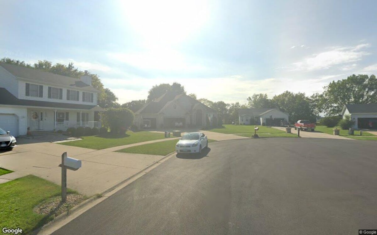 Single-family home sells for $440,000 – Shaw Local