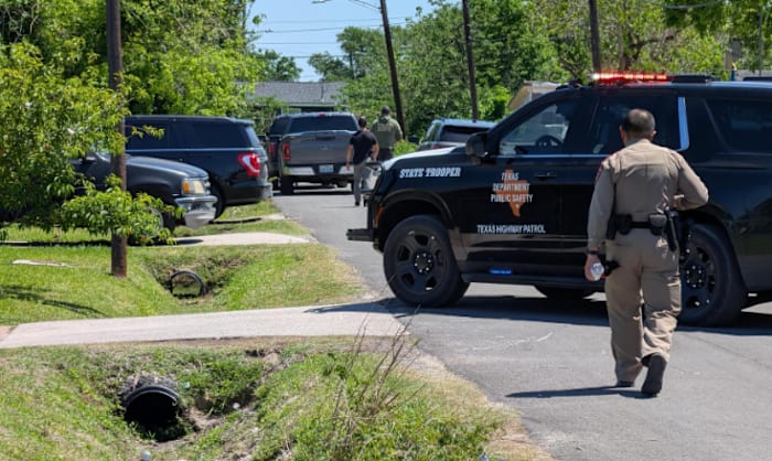 Houston FBI Violent Crime Task Force leads multiple raids across Clinton Park neighborhood