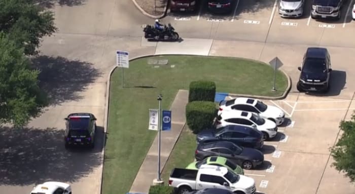 Woman hospitalized after being cut with a razor by another woman during fight at METRO transit center