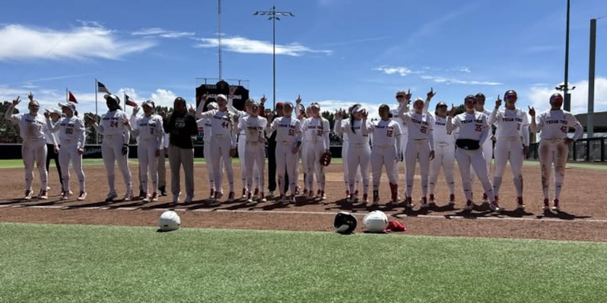 No. 2 Red Raiders sweep BYU