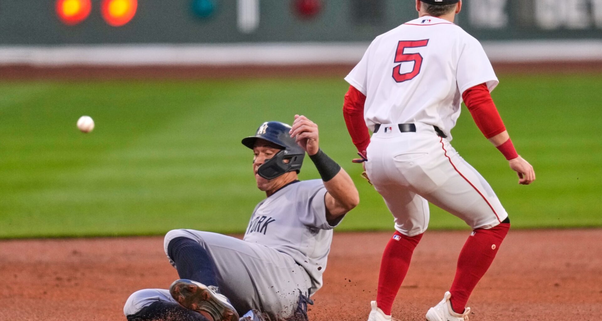 Yankees slugger Giancarlo Stanton headed to injured list with low-grade right calf strain