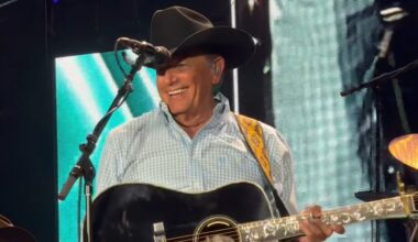 George Strait Accidentally Refers To Zach Top As “Zac Brown” During Sold-Out Lubbock Show: “Excuse Me… ZT, I Call Him”